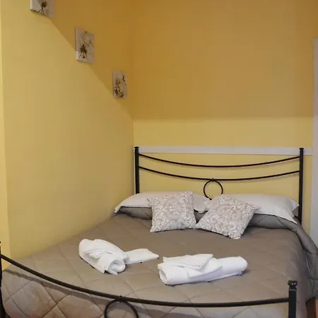 Essenza Di Mare Bed & Breakfast 3*
