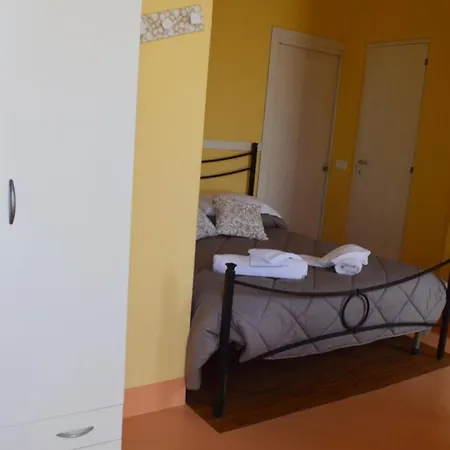 Essenza Di Mare Bed & Breakfast